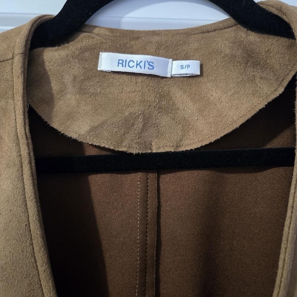 NWOT Small Ricki's Tobacco Brown Faux Suede Drape Front Jacket - Picture 6 of 9